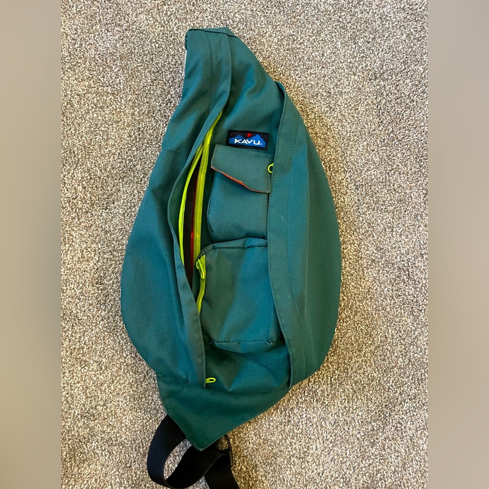 Kavu rope sling bag - green
